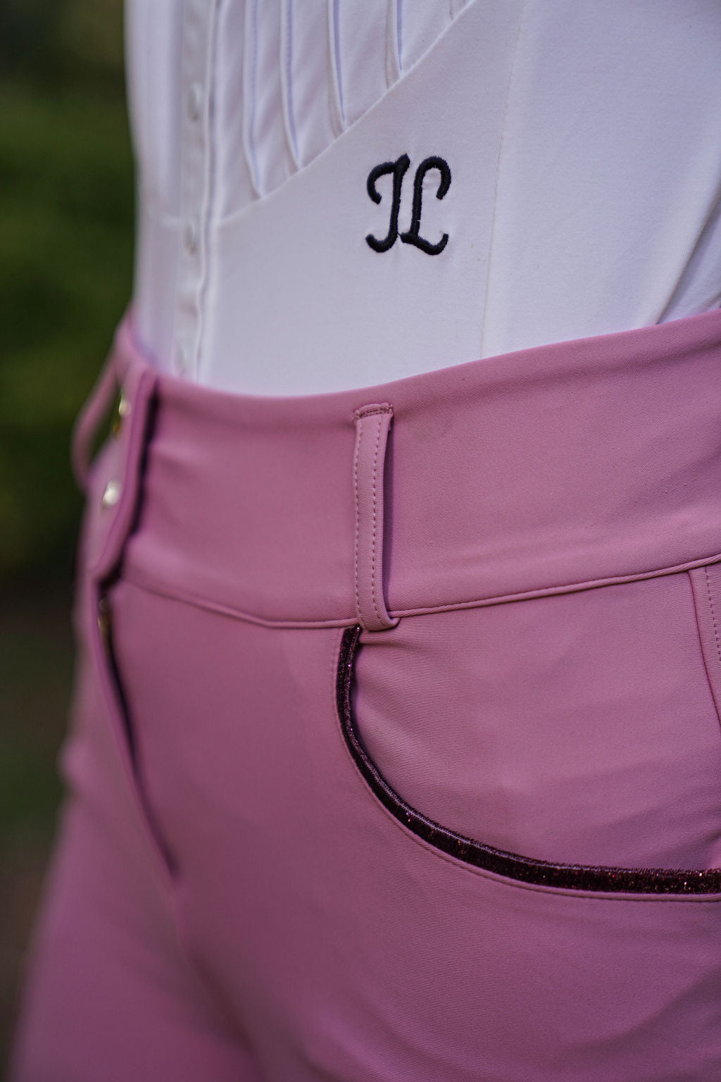 detail ceinture taille haute pantalon jljump